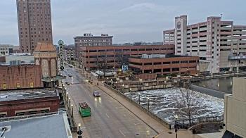 Weather camera view of City of Aurora IL.