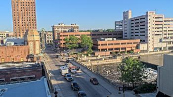 Weather camera view of City of Aurora IL.
