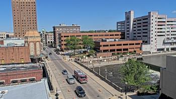 Weather camera view of City of Aurora IL.