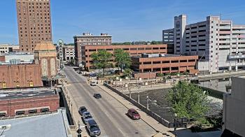 Weather camera view of City of Aurora IL.