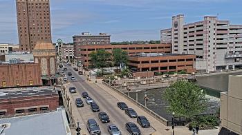Weather camera view of City of Aurora IL.