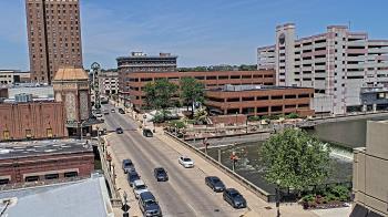 Weather camera view of City of Aurora IL.