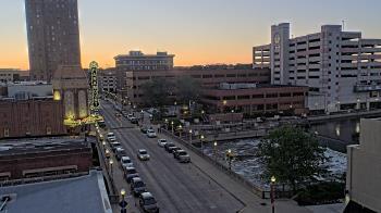 Weather camera view of City of Aurora IL.