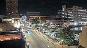 Weather camera view of City of Aurora IL.