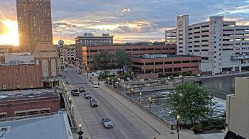 Weather camera view of City of Aurora IL.