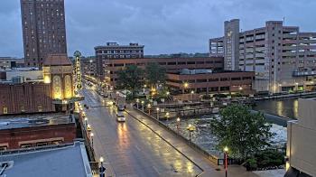 Weather camera view of City of Aurora IL.