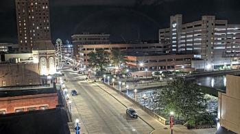 Weather camera view of City of Aurora IL.