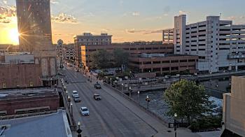 Weather camera view of City of Aurora IL.