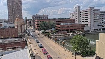 Weather camera view of City of Aurora IL.