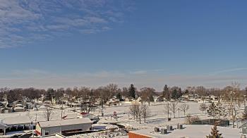 Weather camera view of Beecher ES.