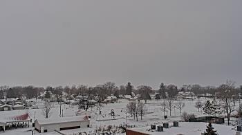 Weather camera view of Beecher ES.