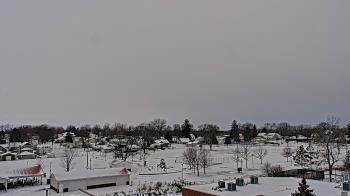 Weather camera view of Beecher ES.