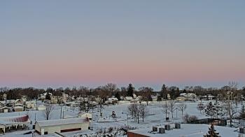 Weather camera view of Beecher ES.