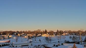 Weather camera view of Beecher ES.