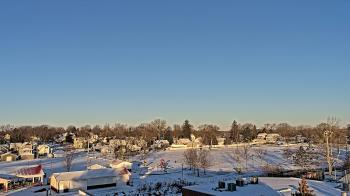 Weather camera view of Beecher ES.