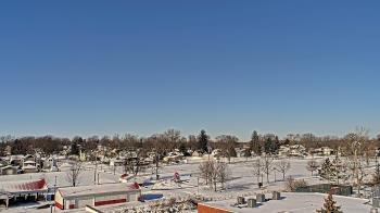 Weather camera view of Beecher ES.