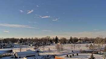 Weather camera view of Beecher ES.