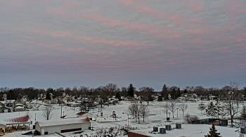 Weather camera view of Beecher ES.