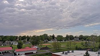 Weather camera view of Beecher ES.