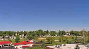 Weather camera view of Beecher ES.