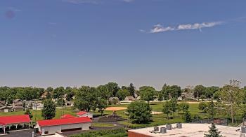 Weather camera view of Beecher ES.