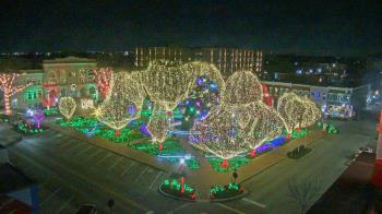 Weather camera view of Walton�s 5 & 10.