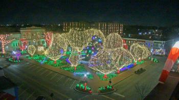 Weather camera view of Walton�s 5 & 10.