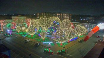 Weather camera view of Walton�s 5 & 10.