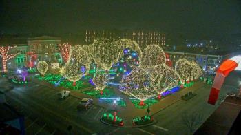 Weather camera view of Walton�s 5 & 10.