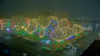 Weather camera view of Walton�s 5 & 10.