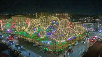 Weather camera view of Walton�s 5 & 10.