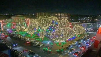 Weather camera view of Walton�s 5 & 10.