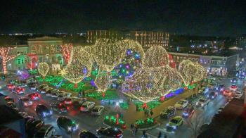 Weather camera view of Walton�s 5 & 10.