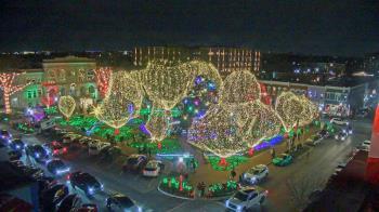 Weather camera view of Walton�s 5 & 10.