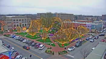 Weather camera view of Walton�s 5 & 10.