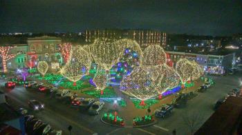 Weather camera view of Walton�s 5 & 10.