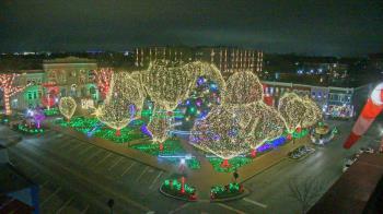 Weather camera view of Walton�s 5 & 10.