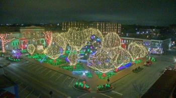 Weather camera view of Walton�s 5 & 10.