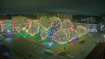 Weather camera view of Walton�s 5 & 10.