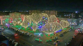 Weather camera view of Walton�s 5 & 10.