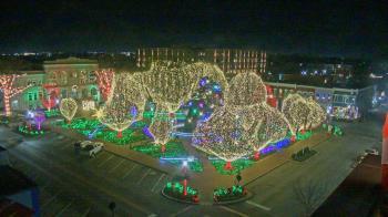 Weather camera view of Walton�s 5 & 10.