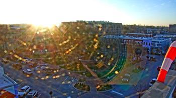 Weather camera view of Walton�s 5 & 10.