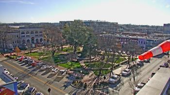 Weather camera view of Walton�s 5 & 10.