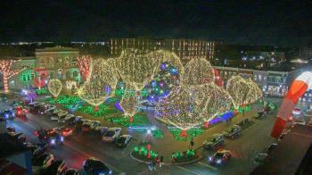 Weather camera view of Walton�s 5 & 10.