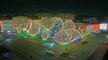 Weather camera view of Walton�s 5 & 10.