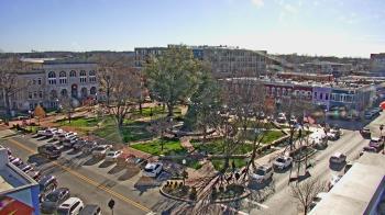 Weather camera view of Walton�s 5 & 10.