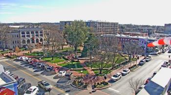 Weather camera view of Walton�s 5 & 10.