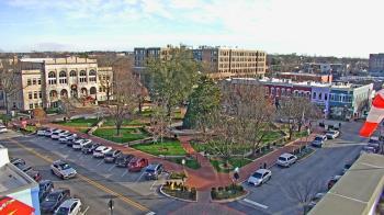 Weather camera view of Walton�s 5 & 10.