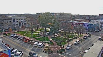 Weather camera view of Walton�s 5 & 10.