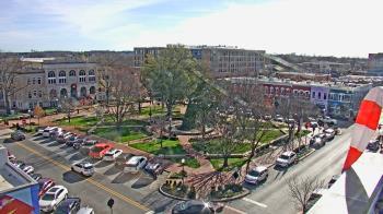 Weather camera view of Walton�s 5 & 10.